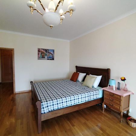 Casa Da Paz - Arruda Dos Vinhos Apartment Luaran gambar